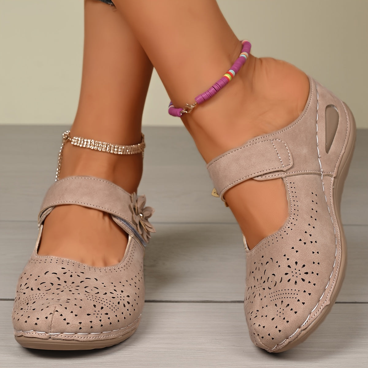 Orthopedic Wide-Toe Wedge Sandals β Lightweight & Non-Slip