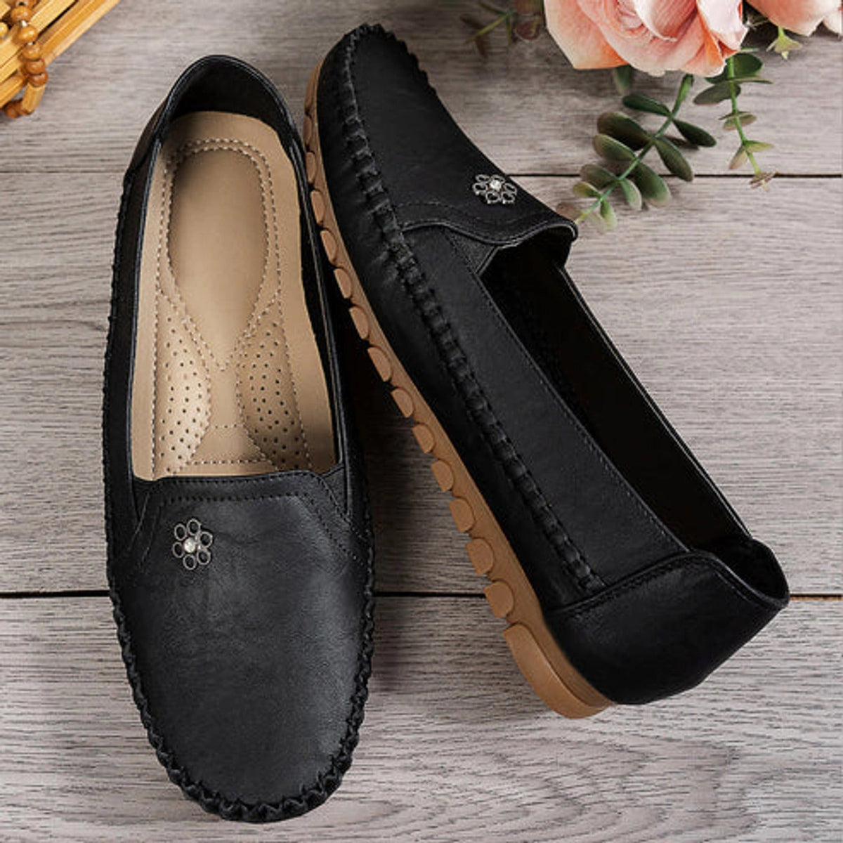 🔥Best Seller-Last Day Sale 60% OFF🔥 Orthopedic leather shoes, Lightweight, Anti-Slip, Breathable for Women